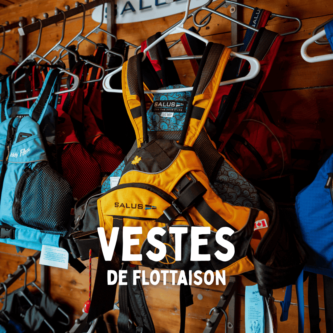 Vestes de flottaison Salus en démonstration chez Canots Légaré